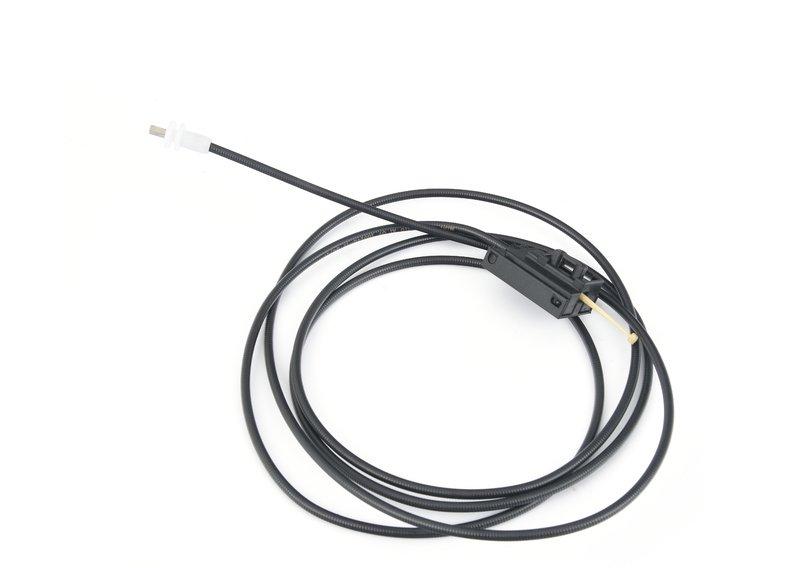 Трос привода крышки багажника