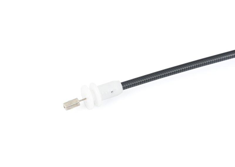 Трос привода крышки багажника