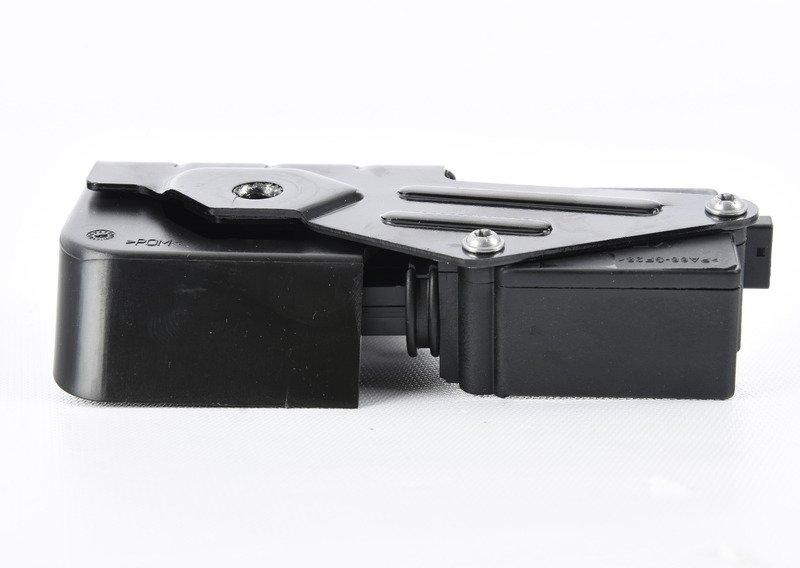 Замок багажной двери