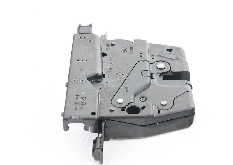 Замок багажной двери