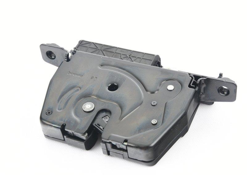 Замок багажной двери