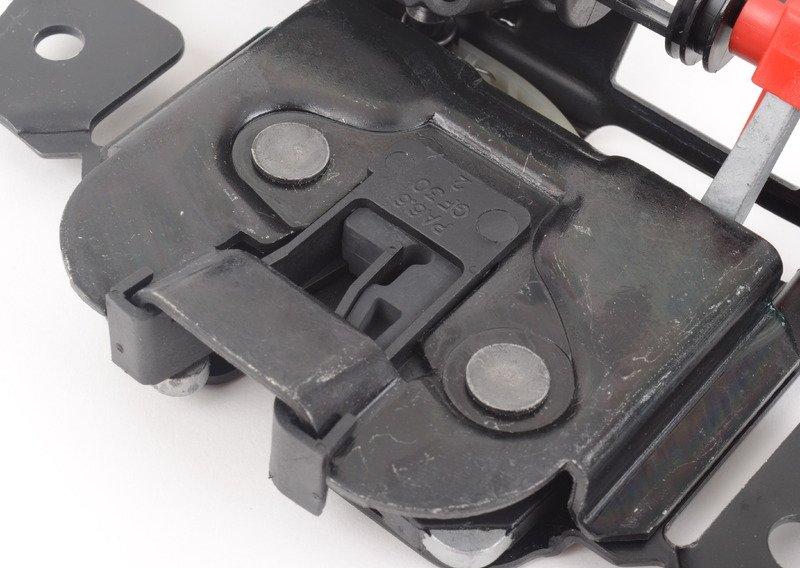 Замок багажной двери