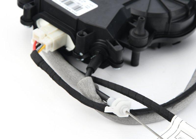 Привод сервозамка верх.баг.двери