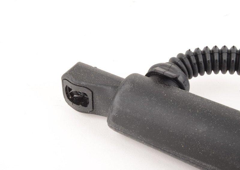 E71 правый доводчик багажной двери