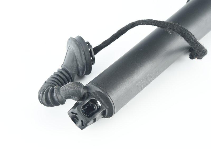 F26 привод багажной двери левый