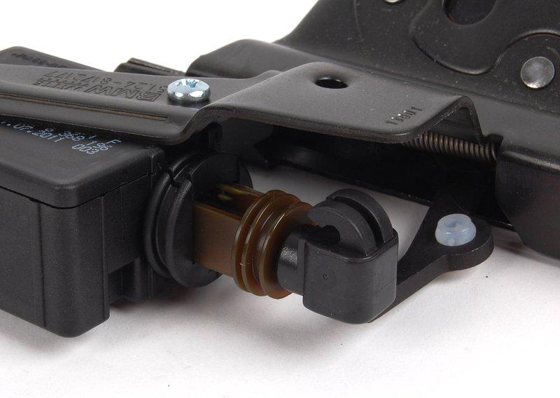 Замок багажной двери