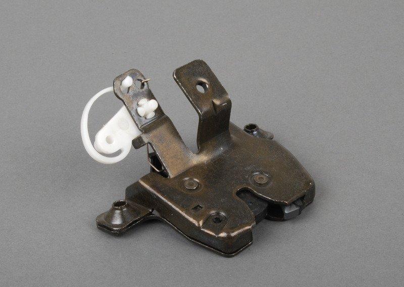 Замок багажной двери