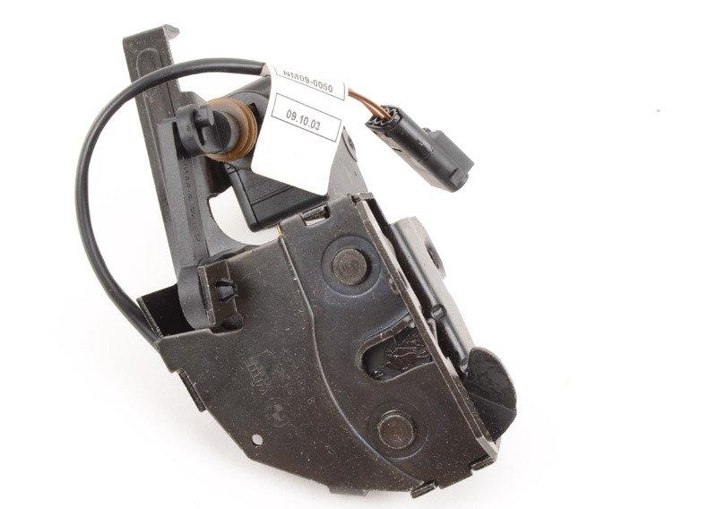 Замок заднего стекла