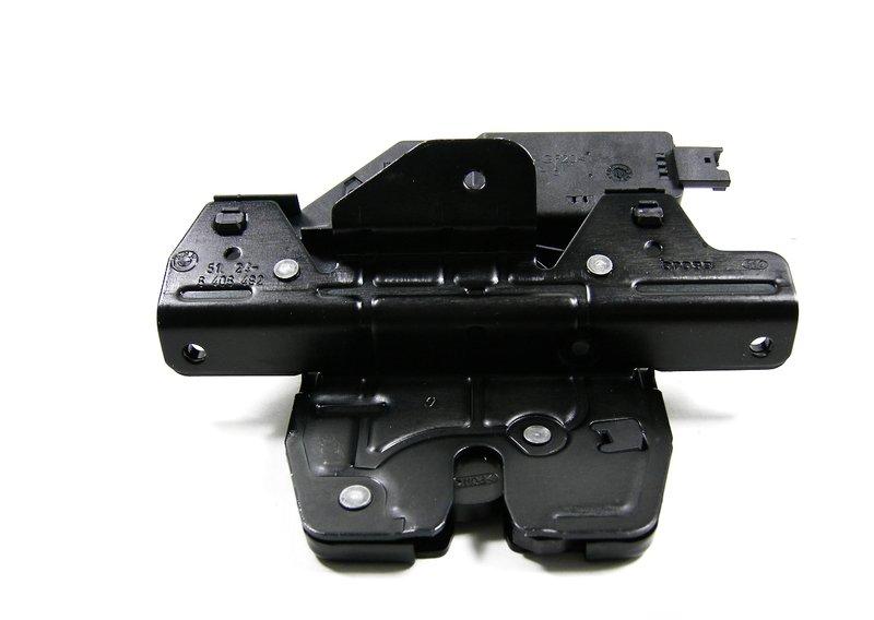 E53 Замок багажной двери Вх