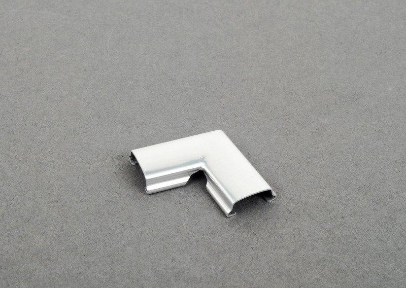 Уголок декоративной планки