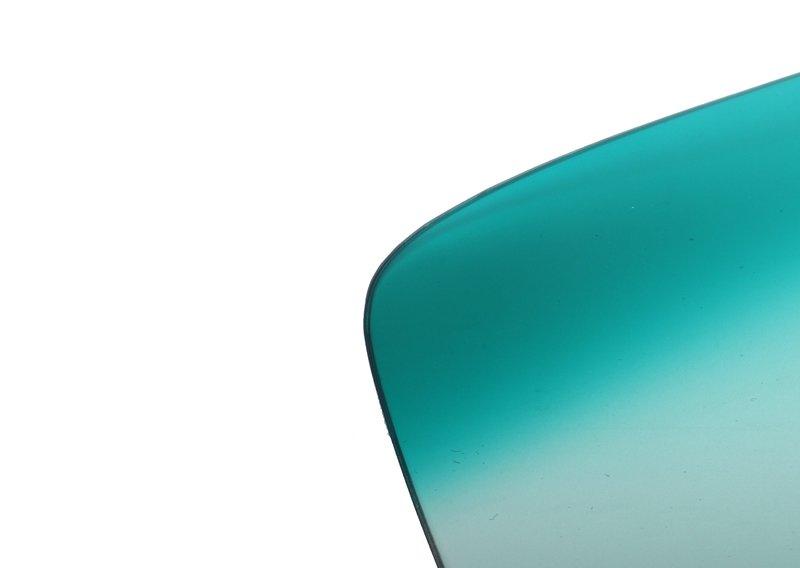 Лобовое стекло с зелен.солнцезащ.полосой