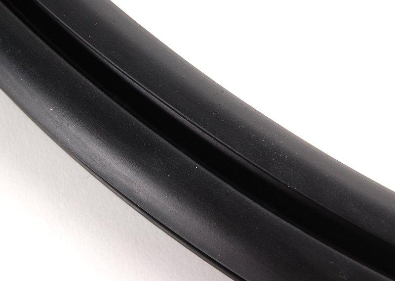 Уплотнитель лобового стекла