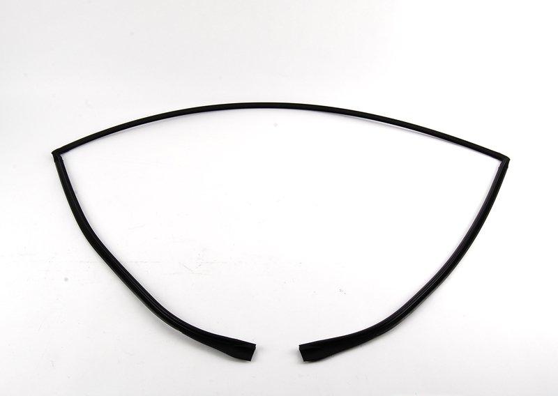 E63/E64 щиток лобового стекла