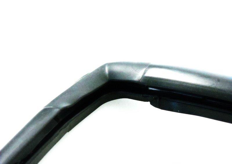 Щиток лобового стекла