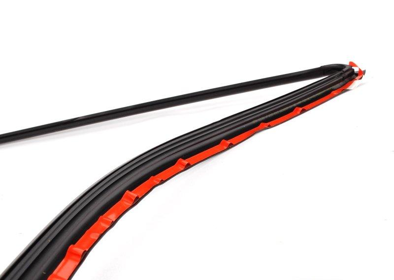 Щиток лобового стекла