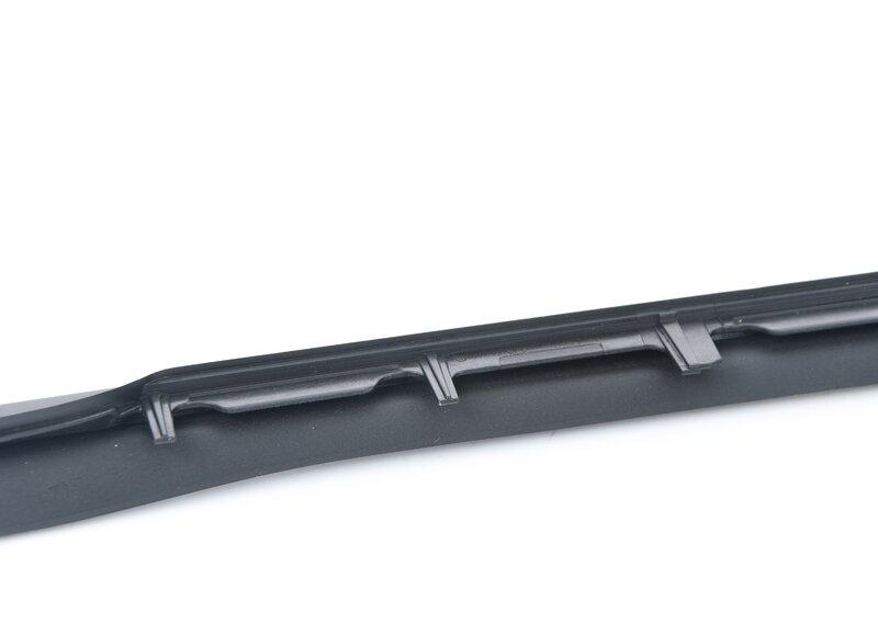 G20/ G21/ G28 Водосток лобового стекла левый