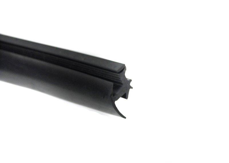 Уплотнитель лобового стекла