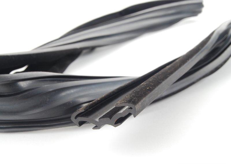 Направляющая стекла односост.П