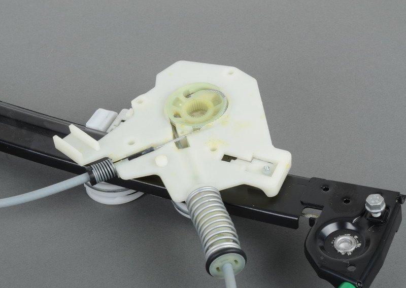 Стеклоподъемник с электроприводом П