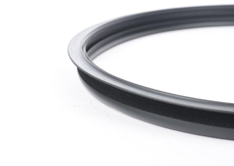 Уплотнение стыка крыши П Пд