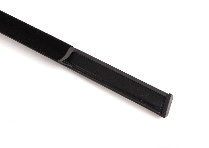 Защитный молдинг шахты Л Наруж