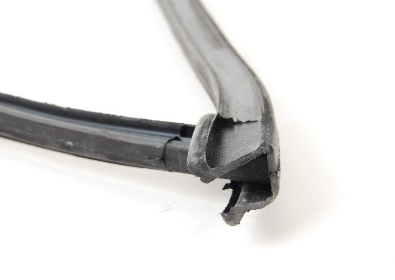 Уплотнитель окна Л Зд