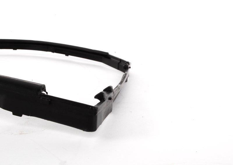 Уплотнитель бокового стекла Л Зд