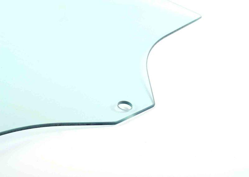 Боковое стекло Л Зд двери зеленое