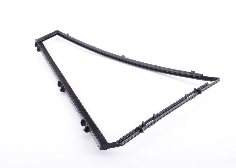 Обойма бокового стекла неподвижн. Л