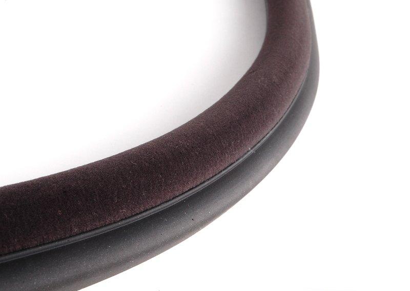 Уплотнение поворотного стекла черное П