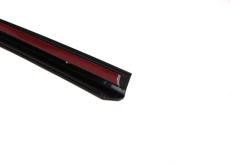 Накладка центральной стойки Л