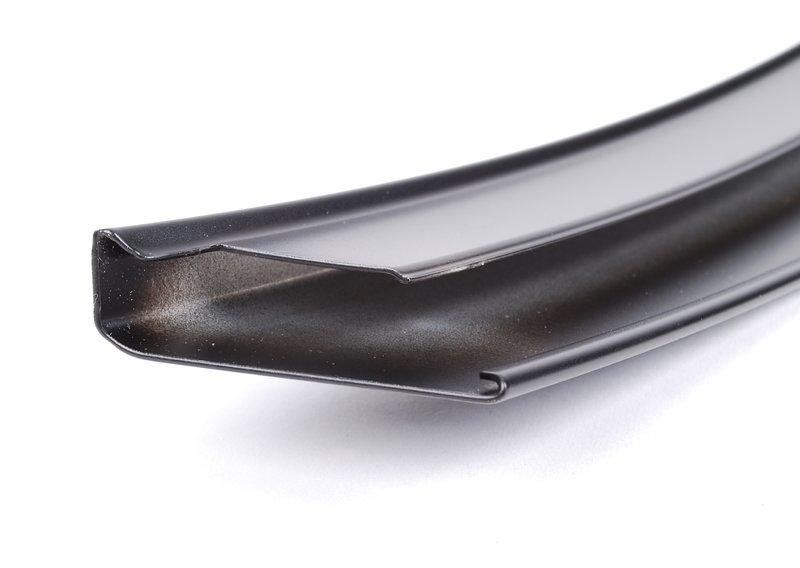 Накладка бокового стекла/задней стойки Л