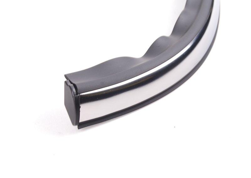 Декоративная планка заднего крыла П