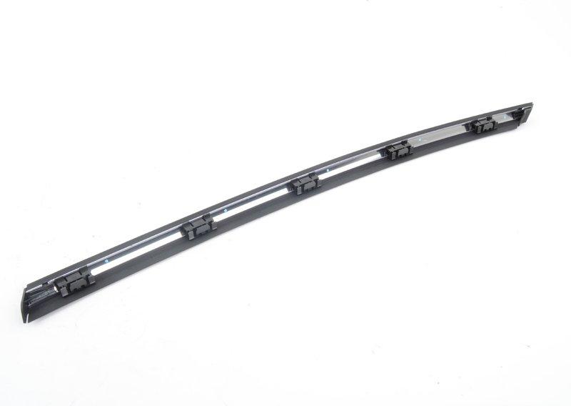 Декоративная планка заднего крыла Л