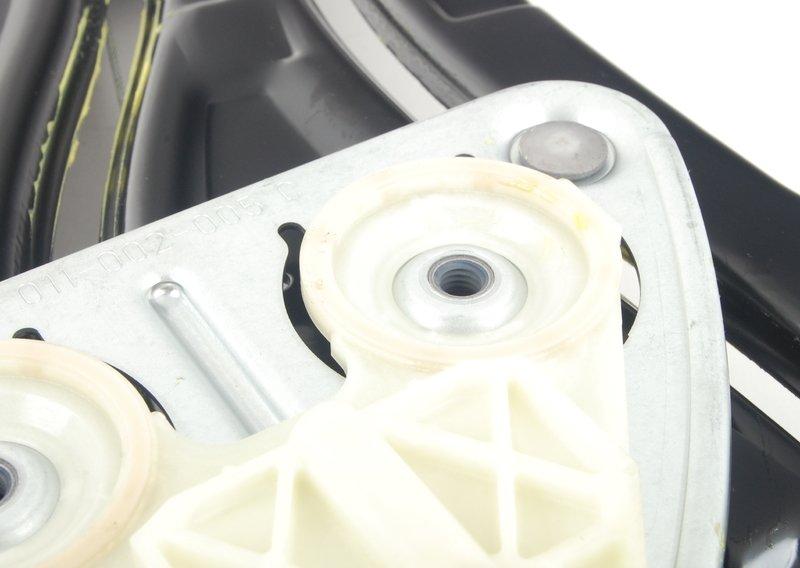 Стеклоподъемник с электроприводом Зд П