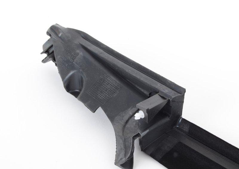 Планка бокового стекла E93