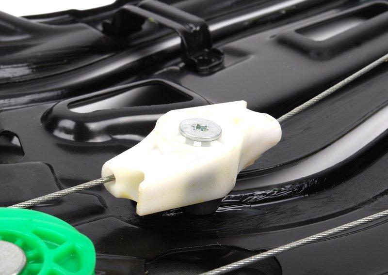 Стеклоподъемник с электроприводом Зд П