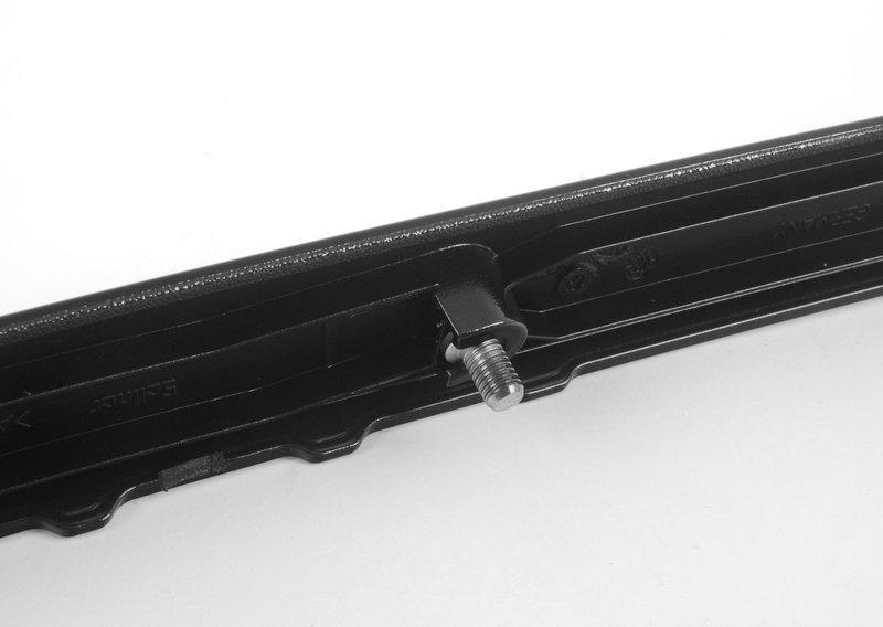 декорат. планка задней правой двери