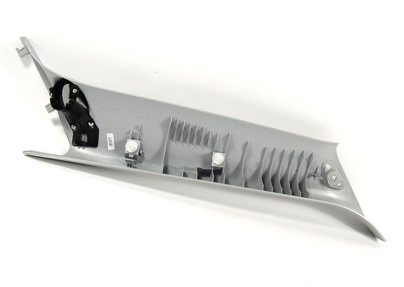 Накладка передней стойки Л