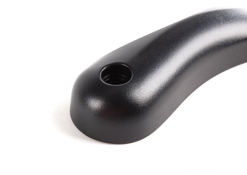 Рычаг привода капота