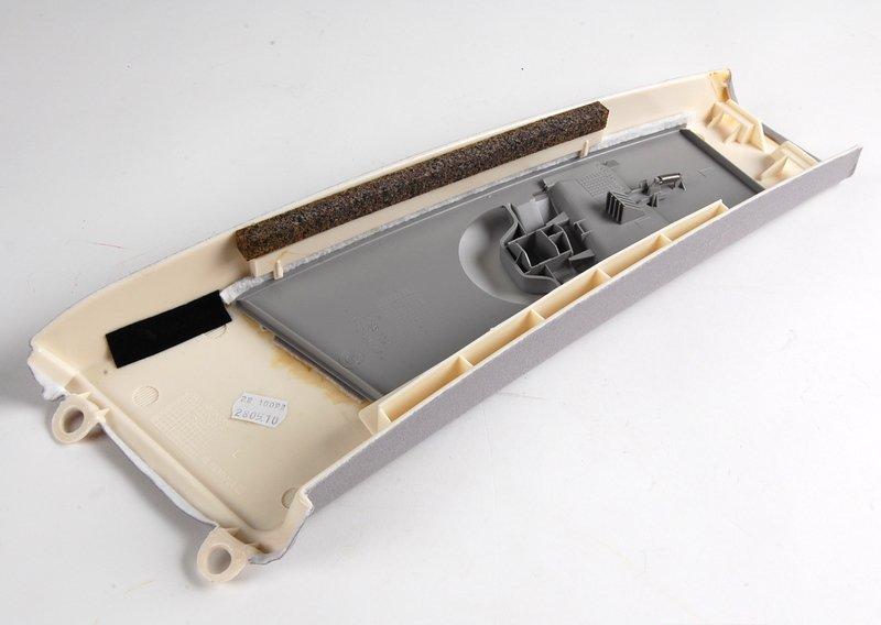 Накладка центральной стойки с ITS Л Вх