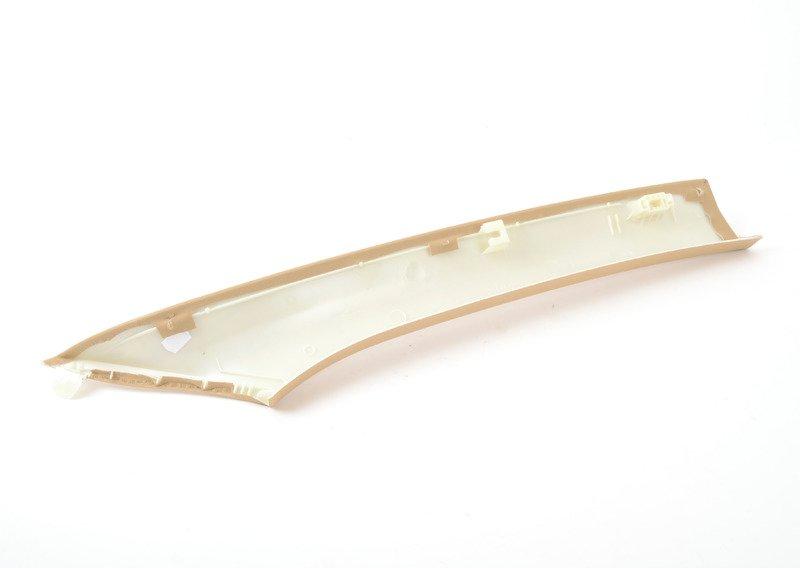 Накладка передней стойки Л