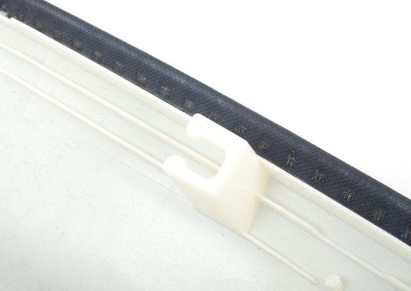 Накладка передней стойки Л