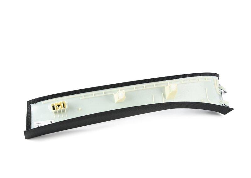 Крышка. стойка А. правая