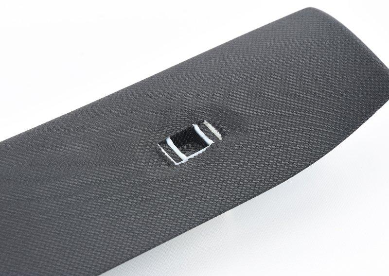 Накладка передней стойки Л