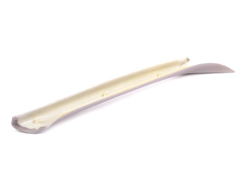 Планка обтекателя Л