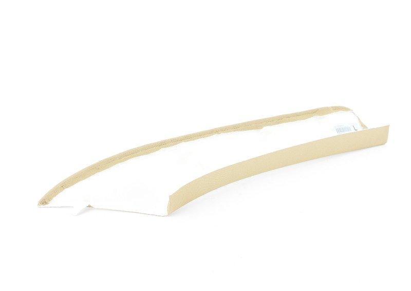 Накладка передней стойки Л