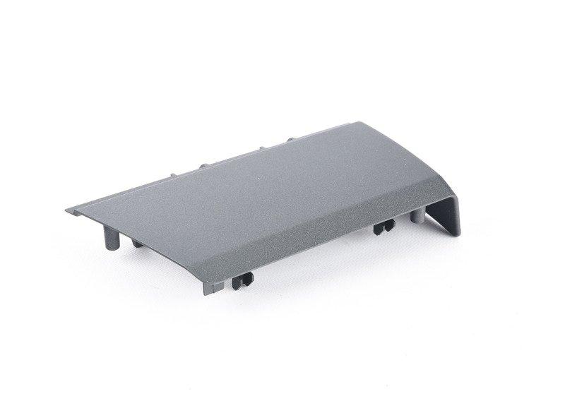 Щиток выр.под подстаканник в пан.приб.