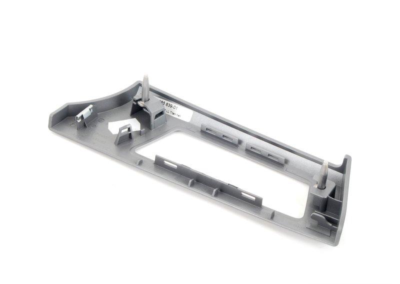 Декоративная планка панели приборов Л