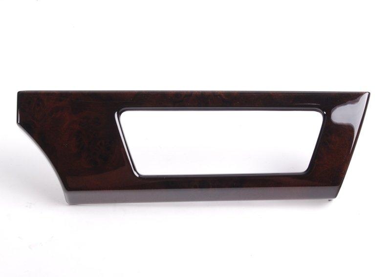 Накладка на пан.приб.из корня ореха Л